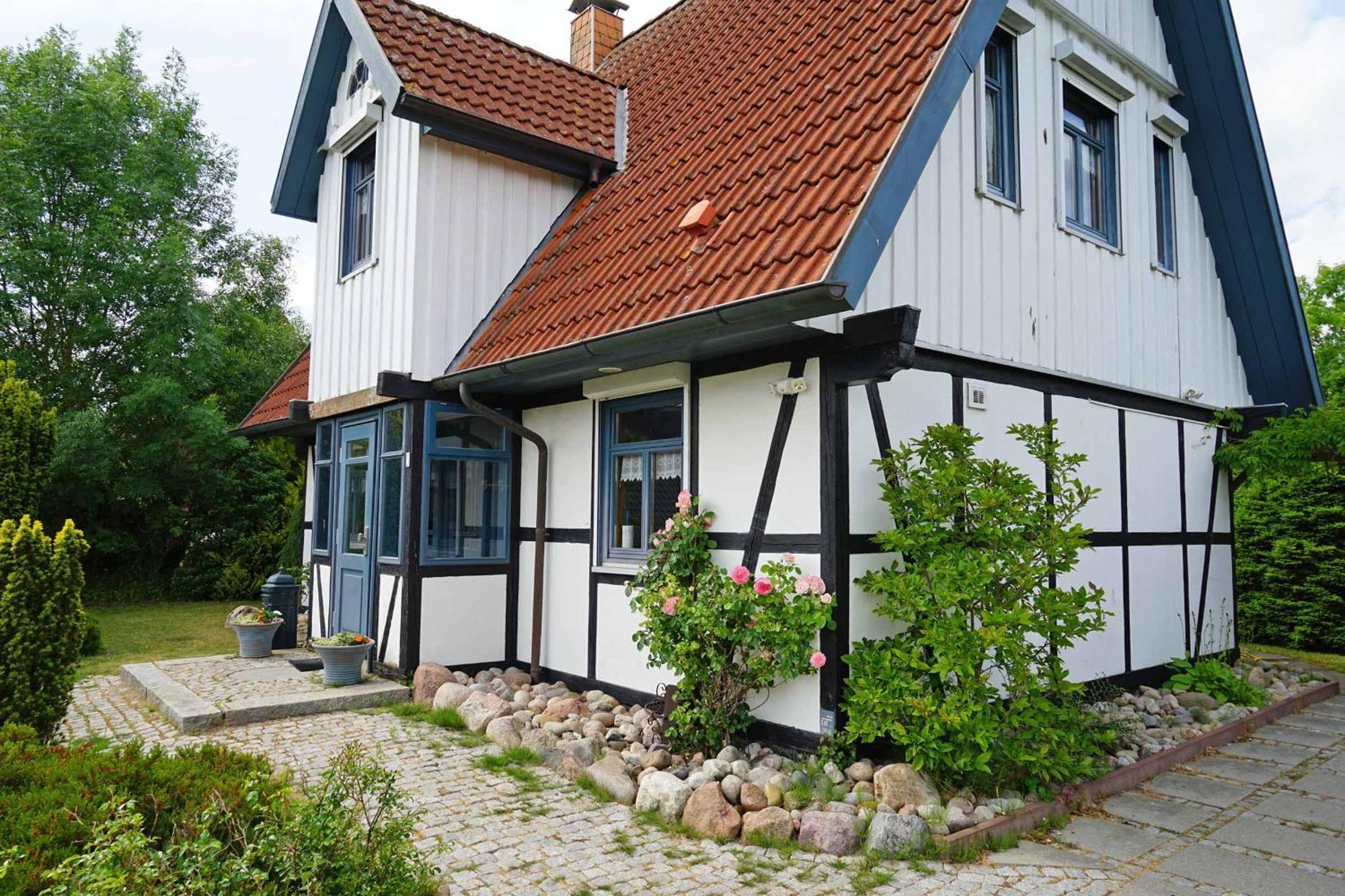 Ferienhaus mit viel Platz in Strandnaehe Damp Exterior foto